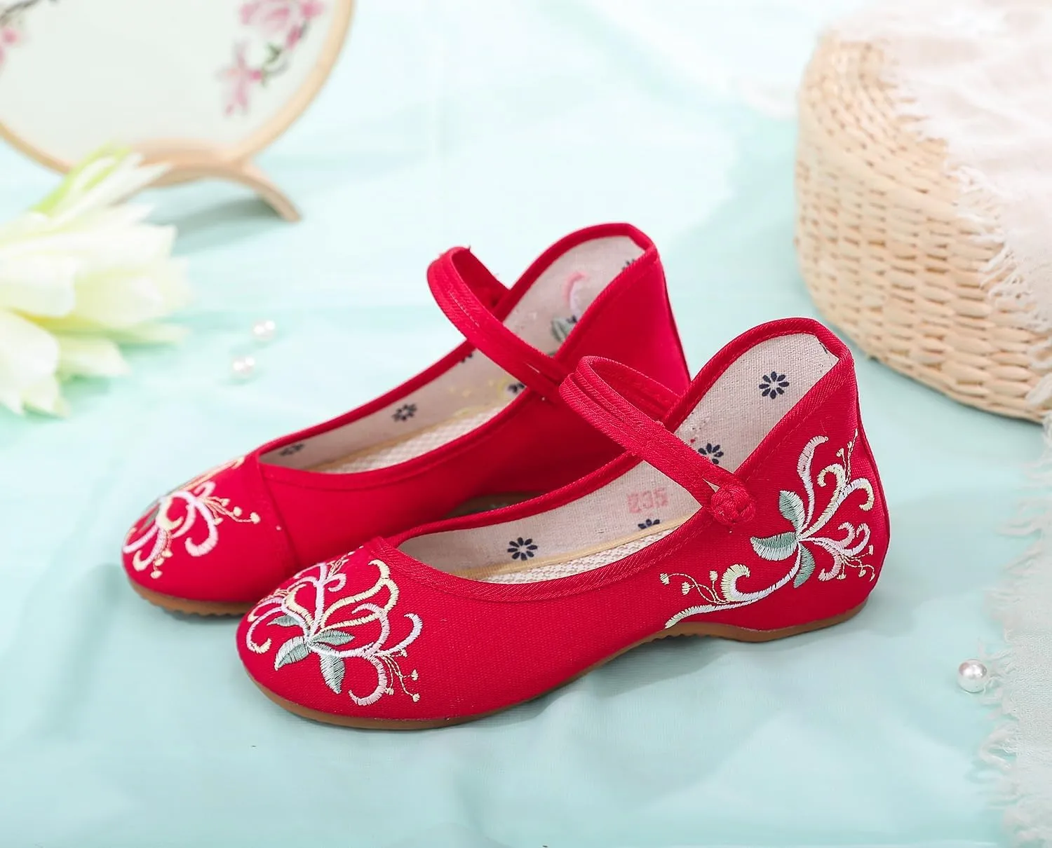 2024 Chinese Style Hanfu Shoes Handmade Flower Embroidered Flats Shoes Retro Classic Ankle Strap Shoes Cheongsam Walk Show Yoga Ballet Shoes for Women(Color:Red,Size:7)