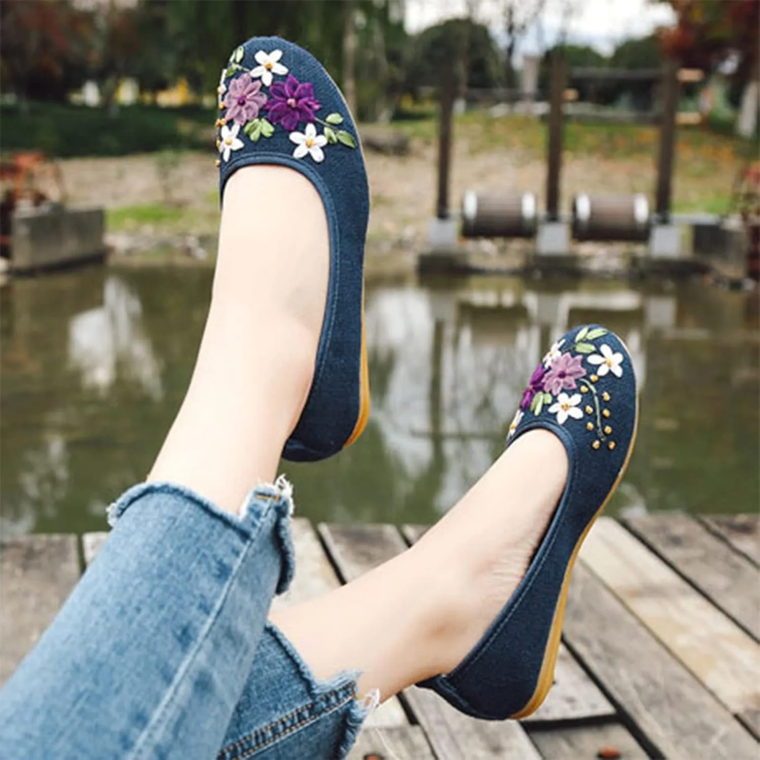AMDBEL Ballet Flats Shoes for Women Dressy, Women Flat Dress Shoes Flower Pearl Ballet Shoes Casual Slip On Dress Shoes Flats