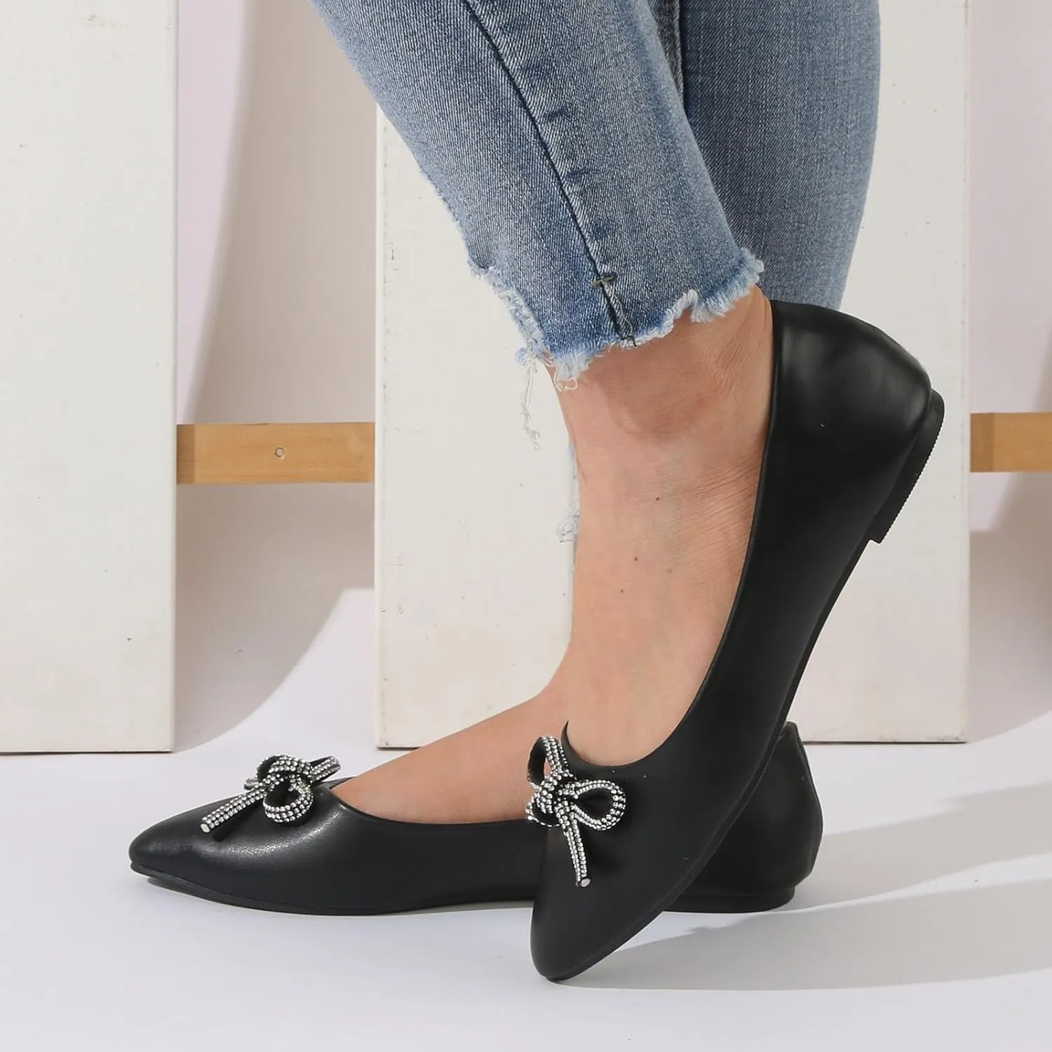 AMDBEL Ballet Flats Shoes for Women Dressy, Womens Flat Dress Shoes Black Ballet Shoes Dress Shoes Pointed Toe Flats with Bow