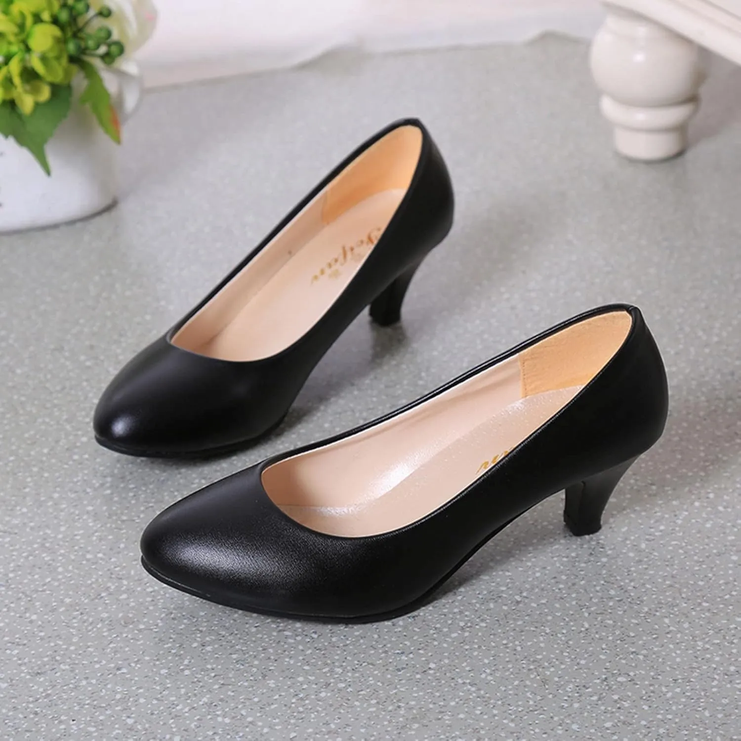 AMDBEL Flats Shoes Women Dressy Comfortable Womens Mules Backless Loafers with Metal Chain Decor Gem Pearl Slip On Flat Shoes