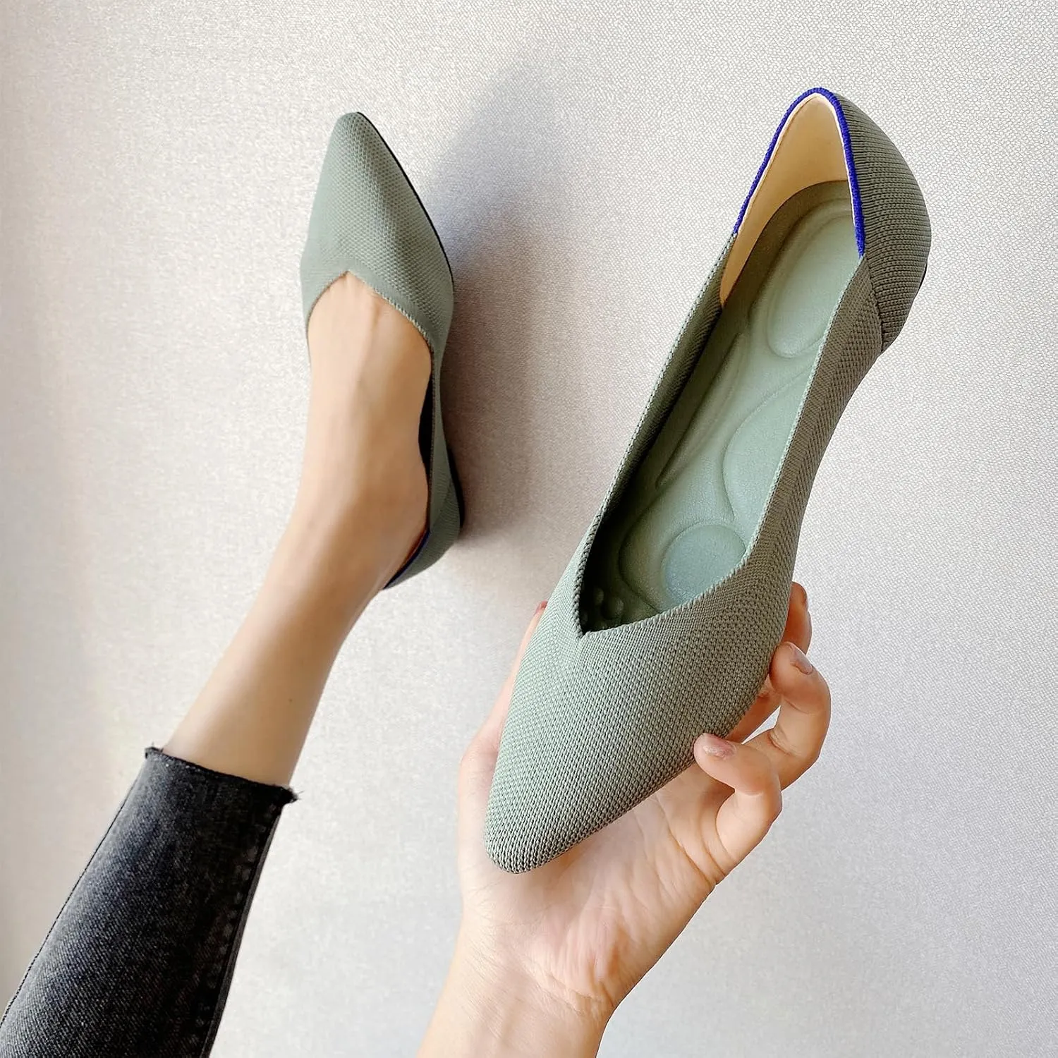 AOQUNFS Women's Ballet Flats Slip On Casual Pointed Toe Knit Flats Dressy Soft Walking Flats Shoes for Daily