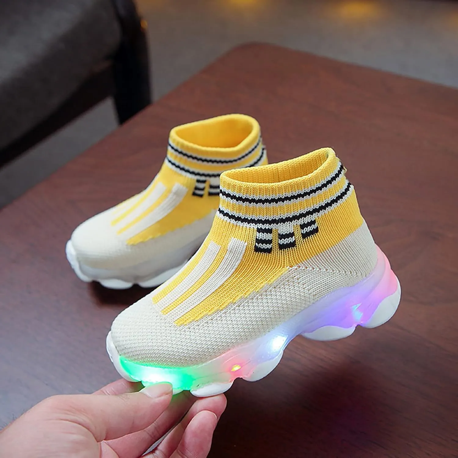 Baby Walking Shoes,Kids Baby Boys Girls Bling Led Light Sport Shoes Children Mesh Luminous Casual Shoes 1-6 Years