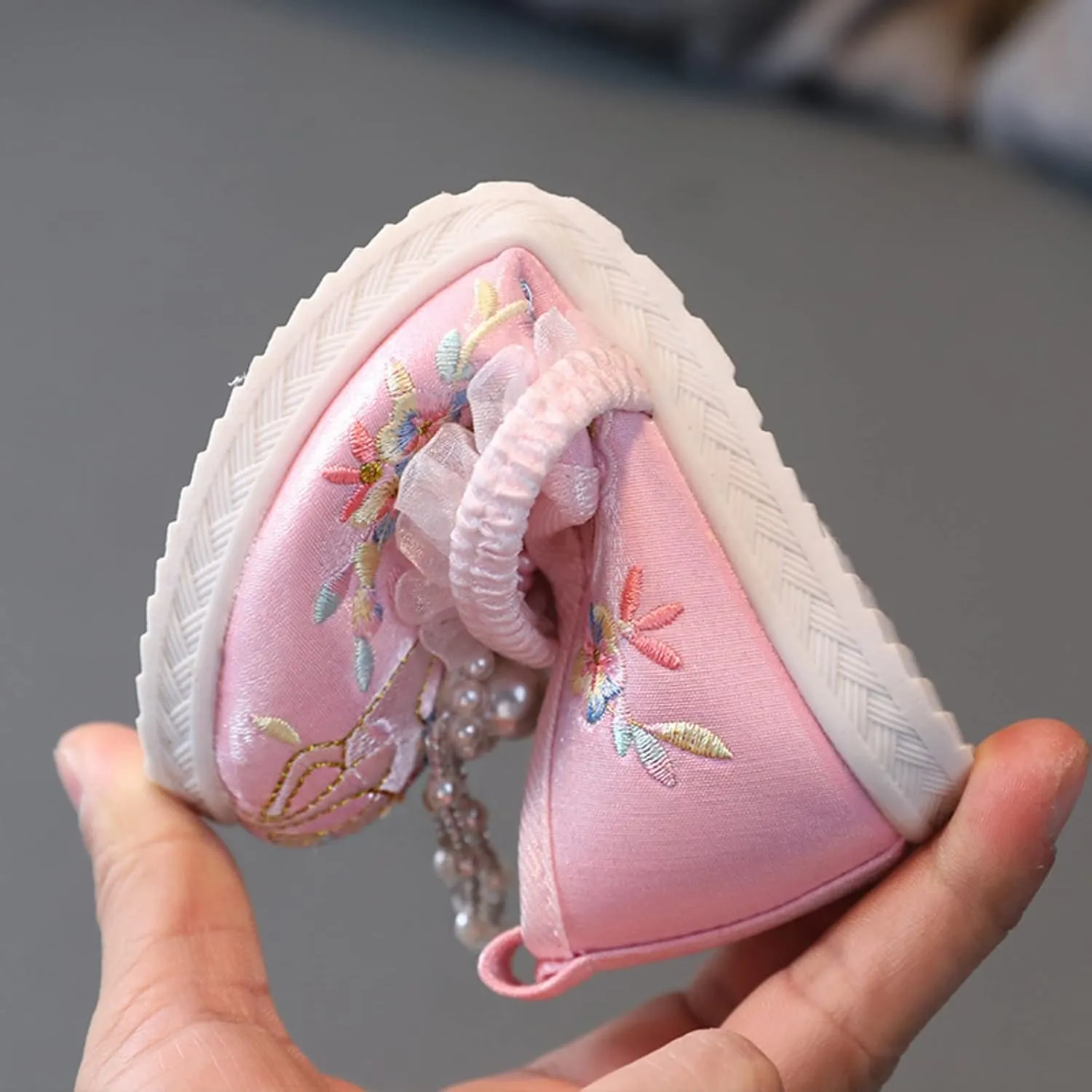 Children Mary Jane Shoes Girls Flat Bottomed Embroidered Sandals Comfort Toddler Performance Party Wedding Shoes