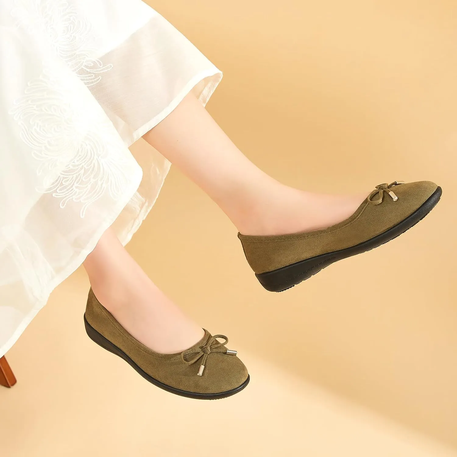 Eydram Women's Flats with Bowknot,Faux Suede Womens Dress Shoes,Round Toe Ballet Flats