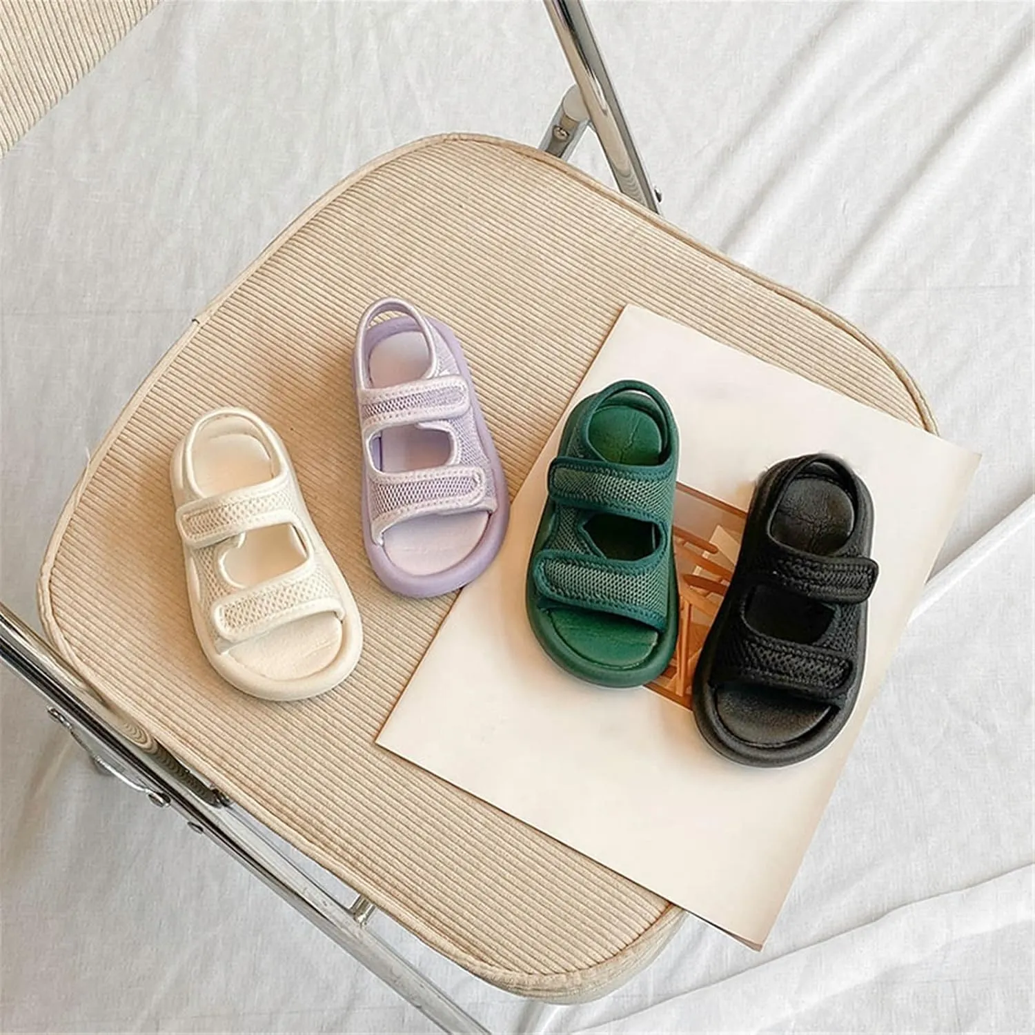 Girls Kids Memory Foam Wide Sandals Open Toe Flat Soft Summer Shoes Casual Light Comfy Soft Shower Shoes Slip On Trendy