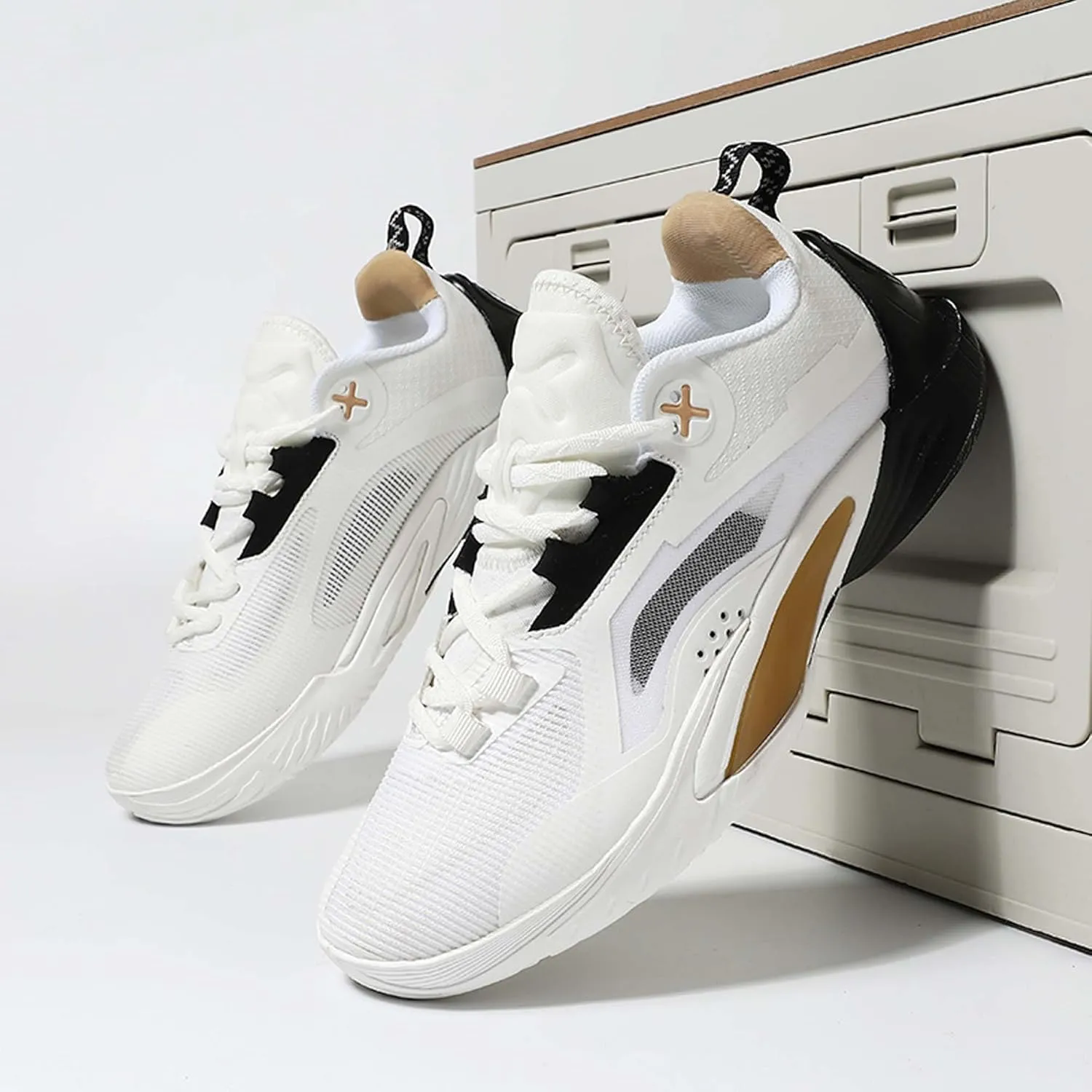 Mens and Womens Mid Top Lace Up Basketball Sneakers Non Slip and Breathable Running Shoes Rubber Sole Wear Resistant Walking Shoes Competitive Badminton Shoes Cross Training Shoes Skateboarding Shoes