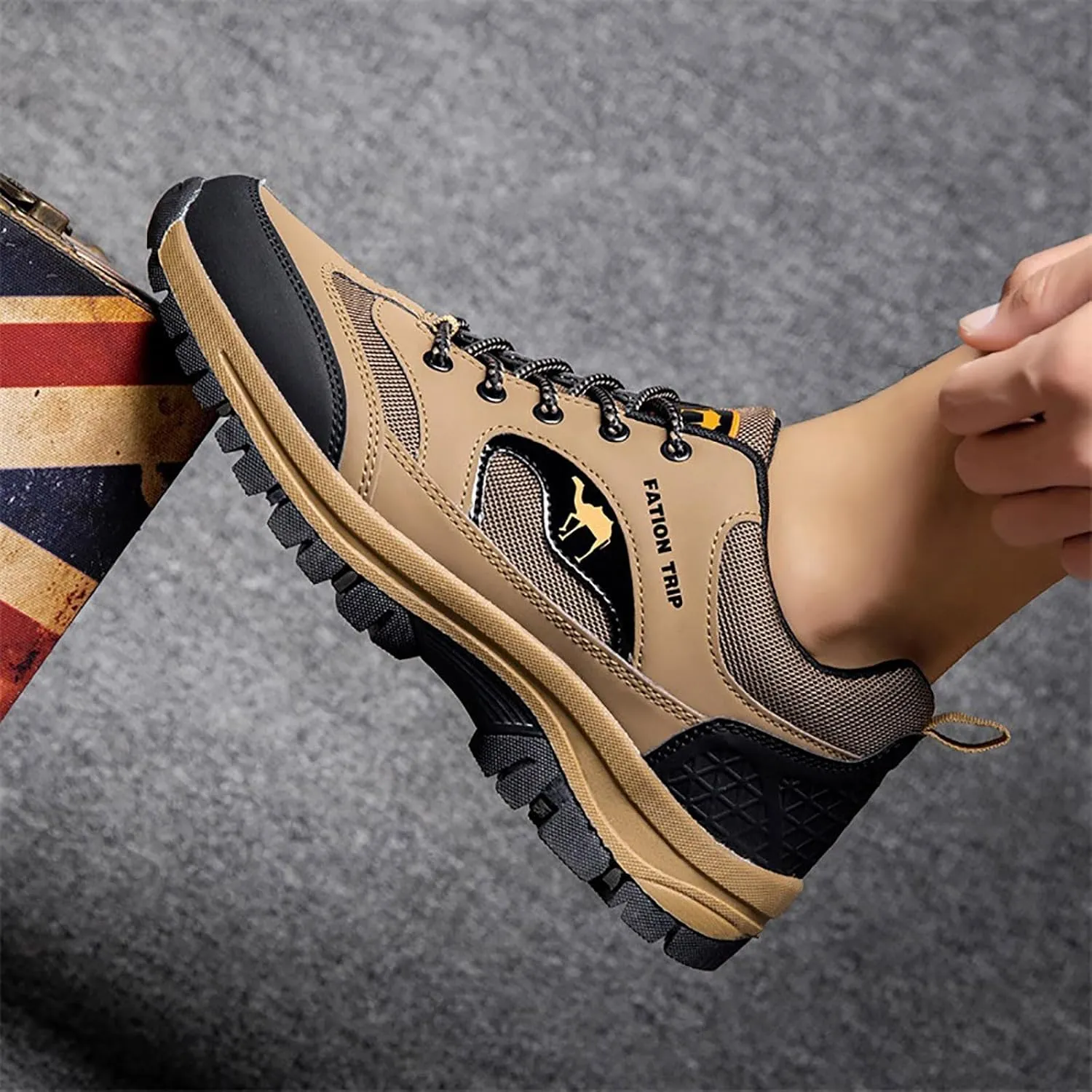 Men's Fashion Versatile Walking Shoes Portable Non Slip Fitness Workout Shoe Men's Lightweight Cushion Sneakers