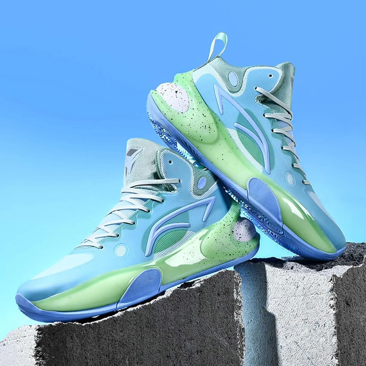 Men's Lightweight Rebound Basketball Shoes Non-Slip Cushioning Sneakers Women's Comfortable Soft Bottom Casual Sports Running Shoes Street Casual Walking Men's Shoes Women's Shoes