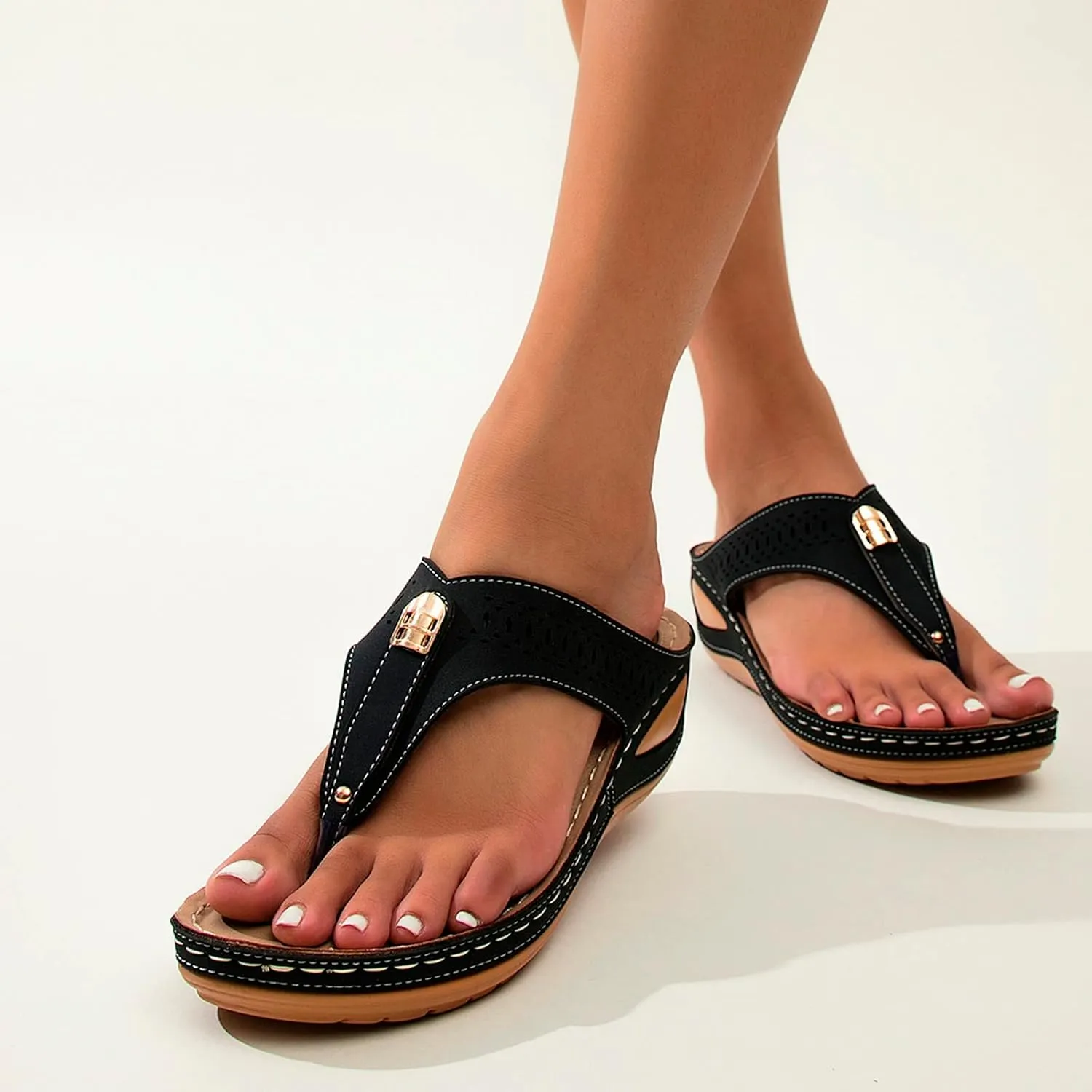 Orthopedic Sandals for Women Arch Support Flip Flops Wide Width Platform Wedge Beach Sandal for Woman Hollow Comfortable Boho Dressy Summer 2025 Cute