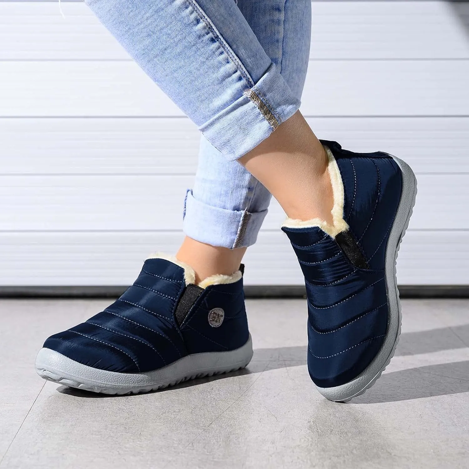 Winter Snow Boots for Women Fur Lined Warm Ankle Booties Outdoor Anti Slip Boots Waterproof Comfortable Short Boots