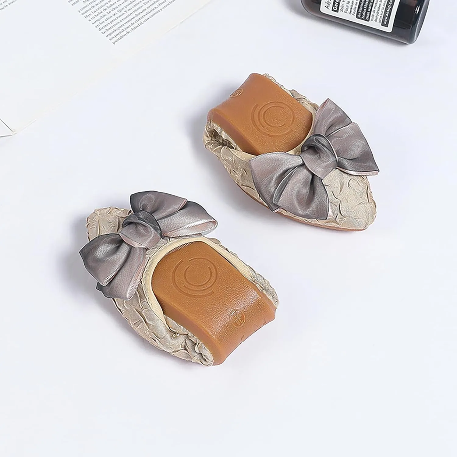 Women's Flats, Foldable Ballet Flats for Women, Fashion Bow Tie Pionted Toe Comfort Lightweight Slip-On Dress Shoes